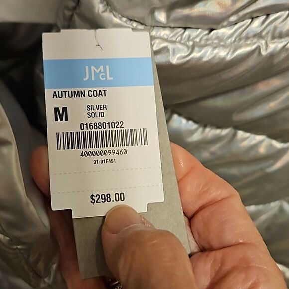 NWT J. McLaughlin silver puffer jacket - Picture 10 of 12